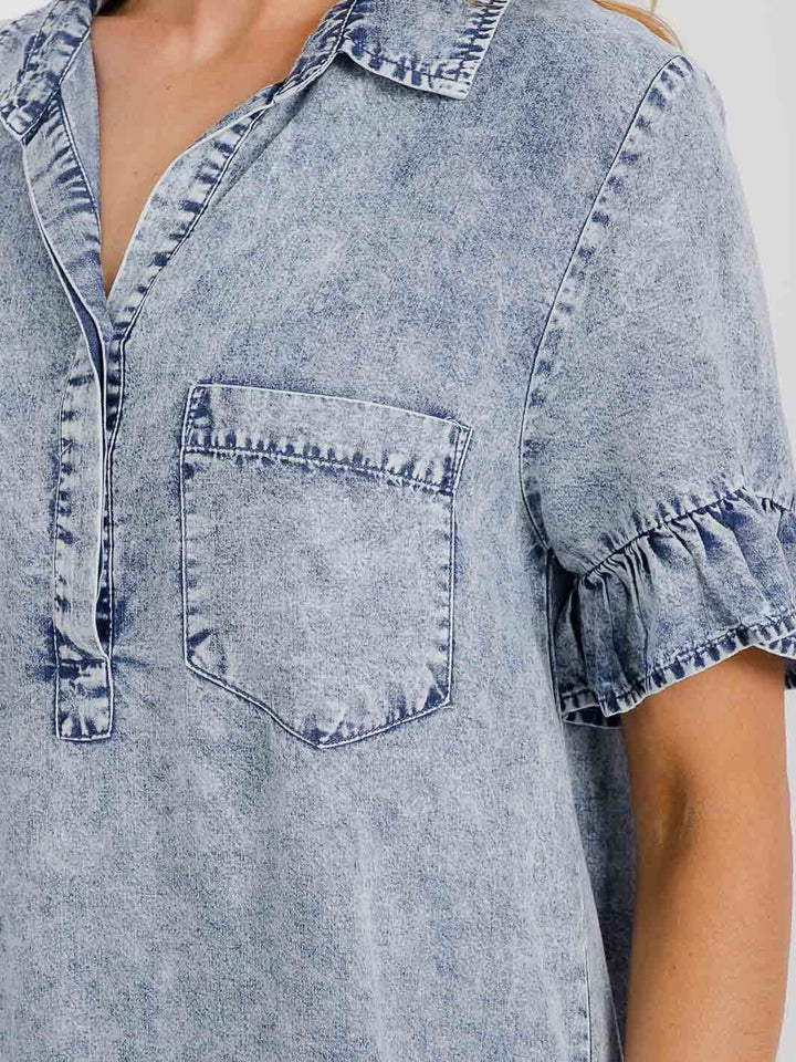 WOMEN'S SHORT SLEEVE BUTTON UP FRONT POCKET RUFFLEE BOTTOM HEM WASHED MINI DRESS
