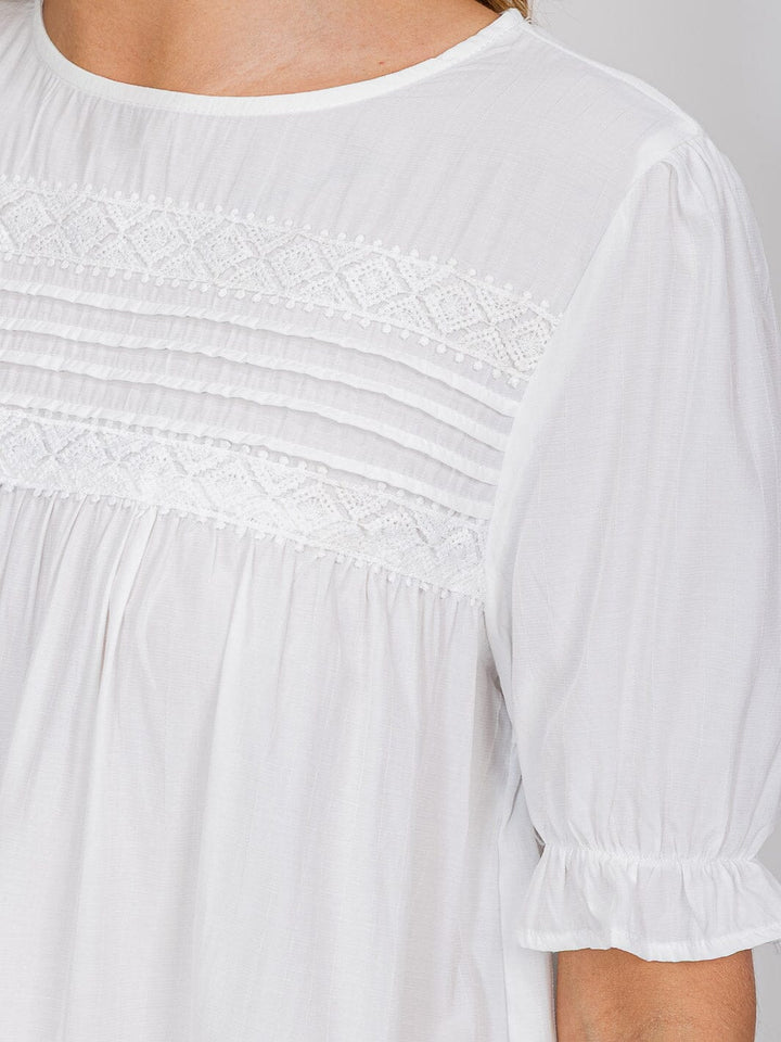WOMEN'S SHORT SLEEVE CROCHET DETAILED TUNIC BLOUSE