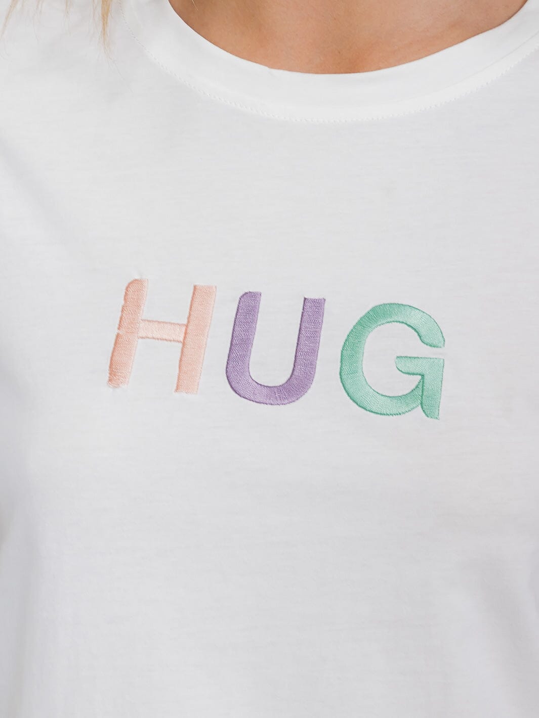 WOMEN'S SHORT SLEEVE GRAPHIC TOP