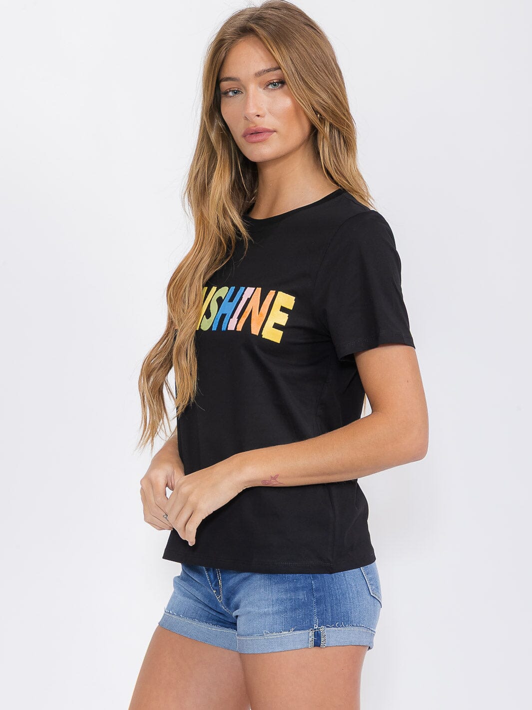 WOMEN'S SHORT SLEEVE GRAPHIC TOP