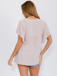 WOMEN'S SHORT RUFFLE SLEEVE V-NECK FLOWER EMBROIDERY DETAILED BLOUSE