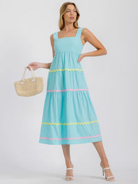 WOMEN'S SLEEVELESS SQUARE NECK SMOCK FRONT POCKETS TIERED MAXI DRESS