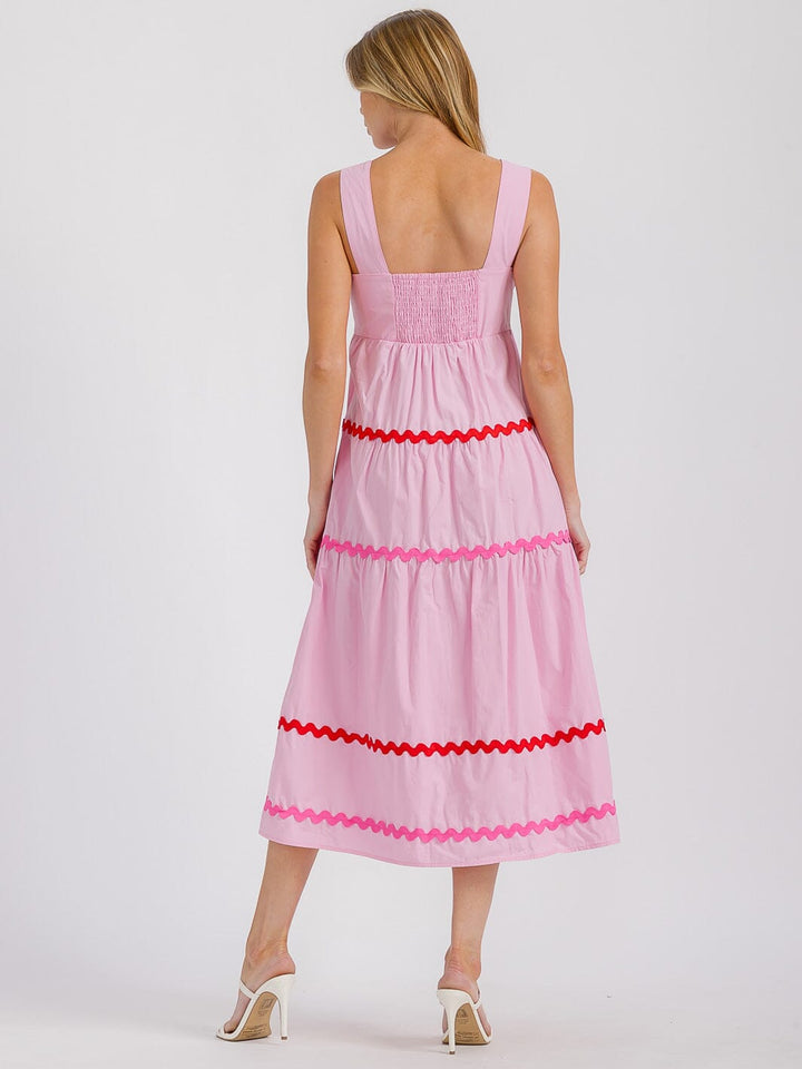 WOMEN'S SLEEVELESS SQUARE NECK SMOCK FRONT POCKETS TIERED MAXI DRESS