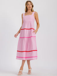 WOMEN'S SLEEVELESS SQUARE NECK SMOCK FRONT POCKETS TIERED MAXI DRESS