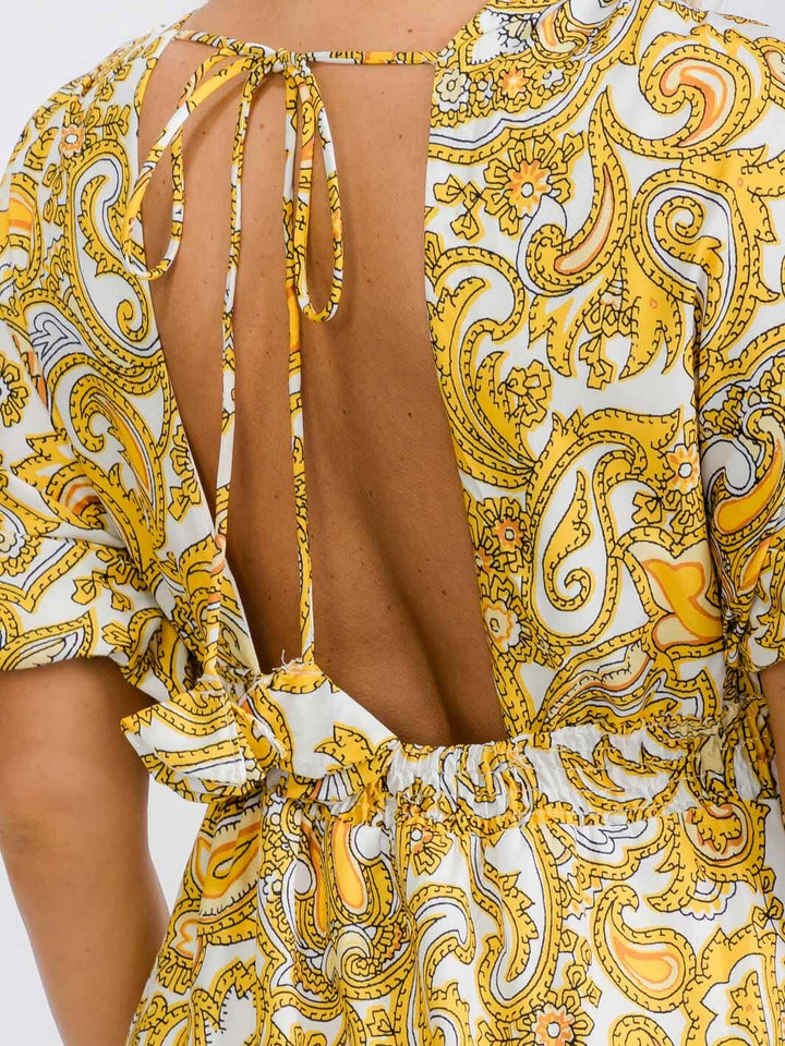 WOMEN'S SHORT SLEEVE V-NECK TIERED PAISLEY PRINT OPEN BACK MAXI DRESS