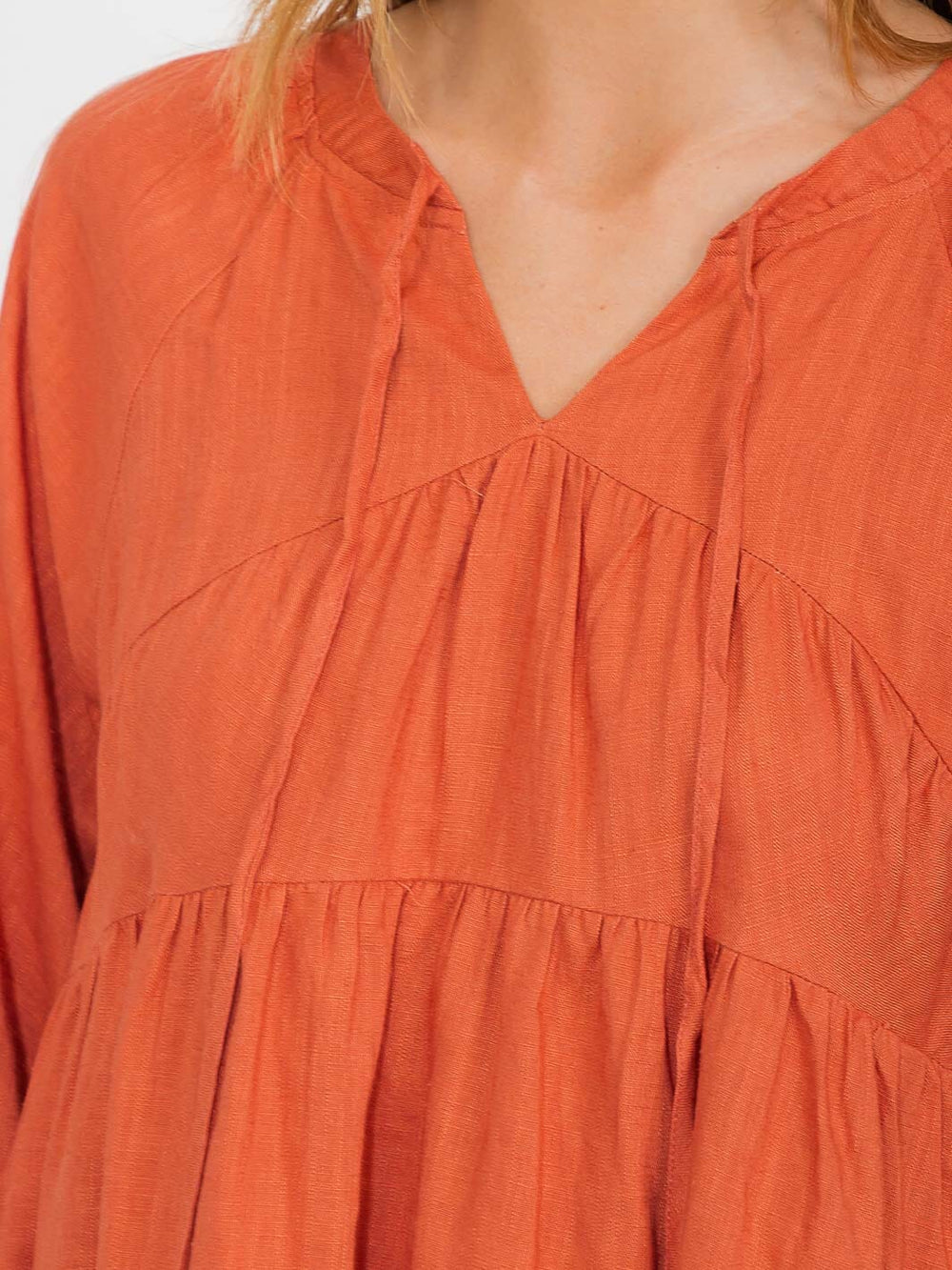 WOMEN'S LONG SLEEVE V-NECK TIERED TUNIC BLOUSE