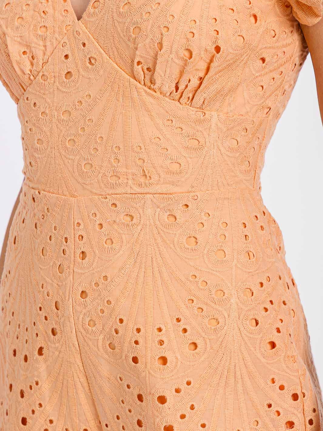 WOMEN'S RUFFLE SLEEVE V-NECK SMOCK EYELET ROMPER