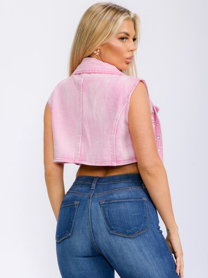 WOMEN'S SLEEVELESS BUTTON CLOSURE POCKETS WASHED DENIM CROP TOP