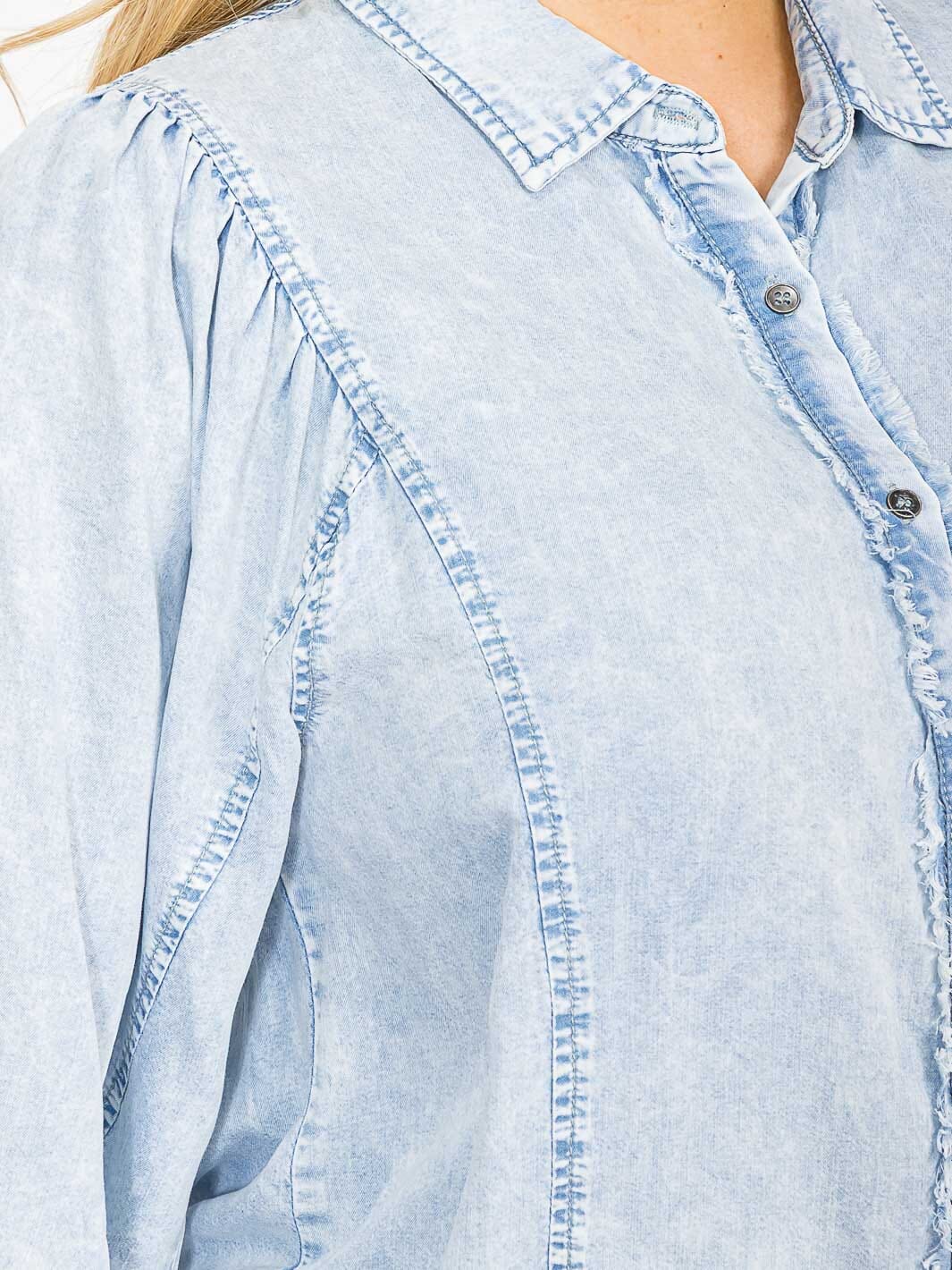 PLUS SIZE SHORT PUFF SLEEVE BUTTON UP WASHED CHAMBRAY BLOUSE