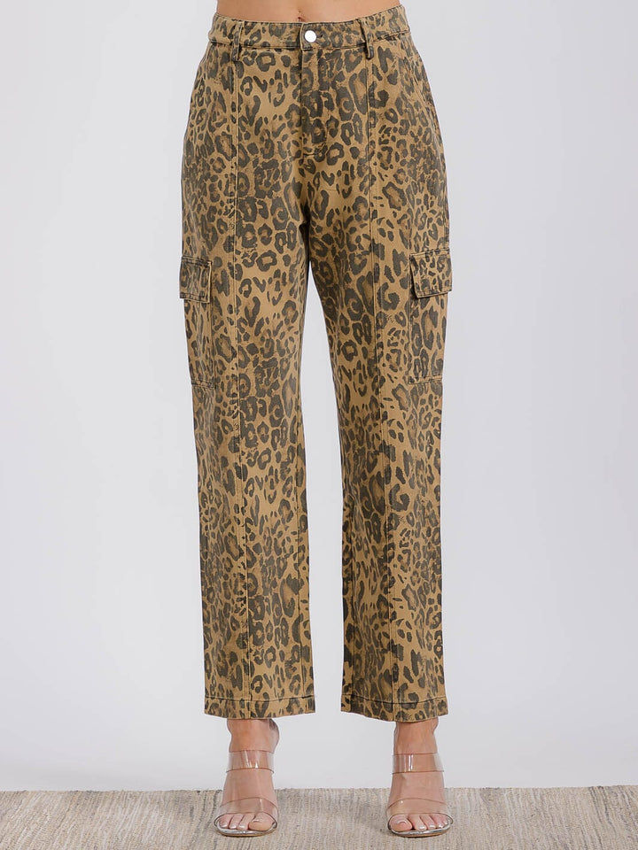 WOMEN'S BUTTON CLOSURE FRONT POCKETS ANIMAL PRINT DENIM WIDE LEG PANTS
