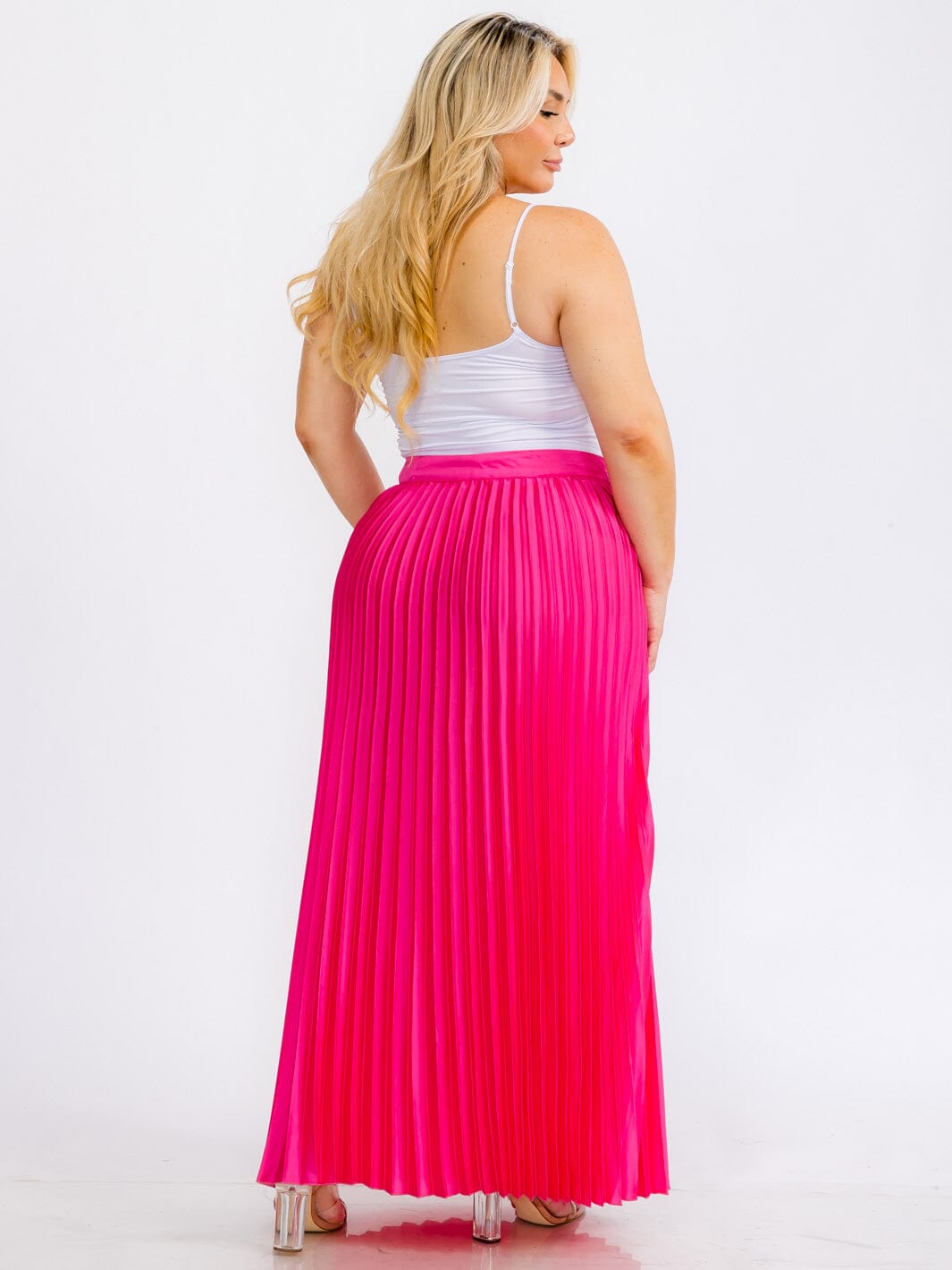 PLUS SIZE ZIPPER CLOSURE PLEATED MAXI SKIRT