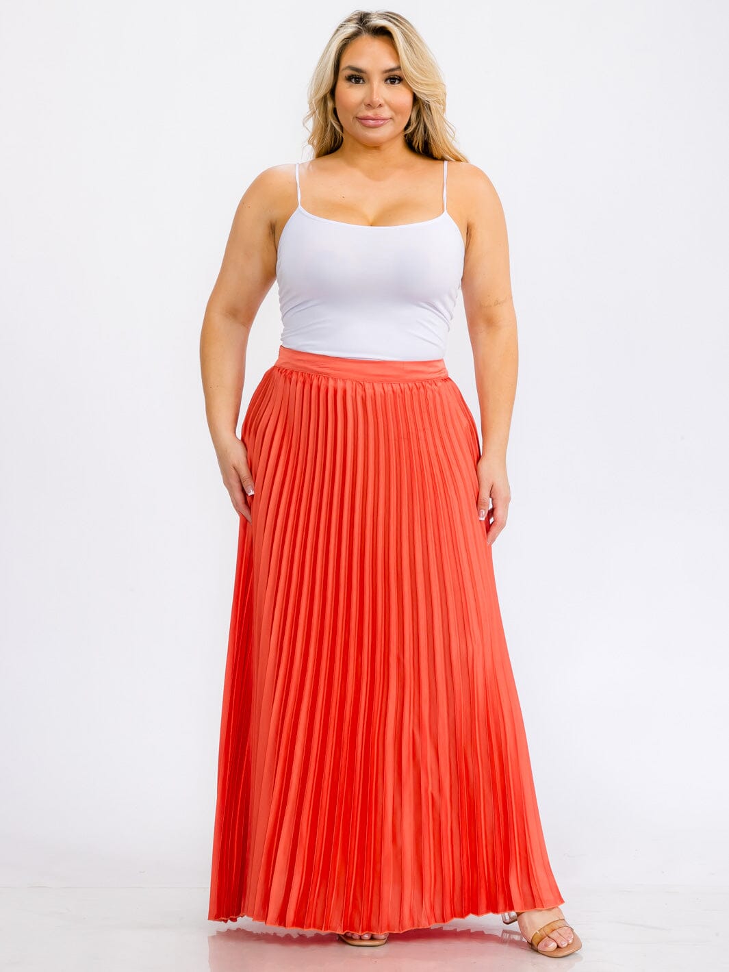PLUS SIZE ZIPPER CLOSURE PLEATED MAXI SKIRT