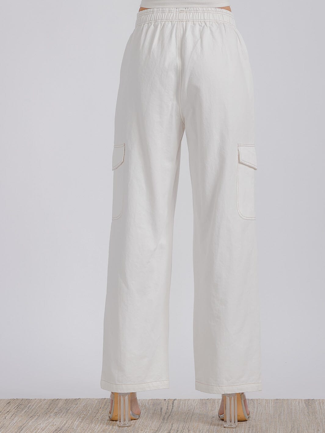 WOMEN'S ELASTIC WAIST CARGO POCKETS WIDE LEG DENIM PANTS