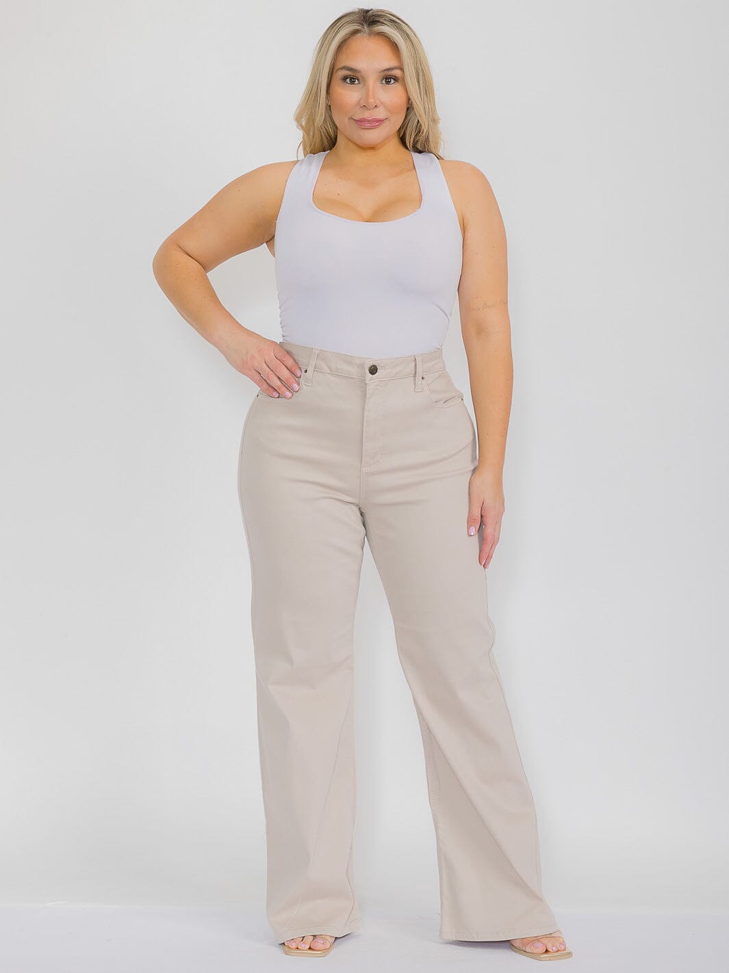 PLUS SIZE BUTTON CLOSURE POCKETS WIDE LEG PANTS