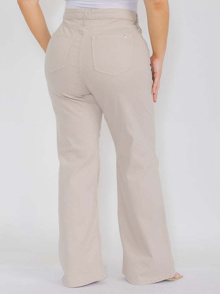 PLUS SIZE BUTTON CLOSURE POCKETS WIDE LEG PANTS