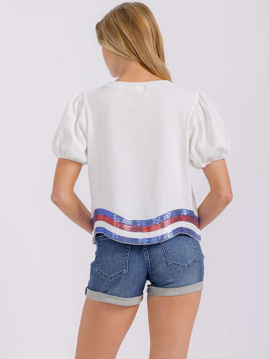 WOMEN'S SHORT SLEEVE TRIM DETAILED PATRIOTIC PRINT TOP