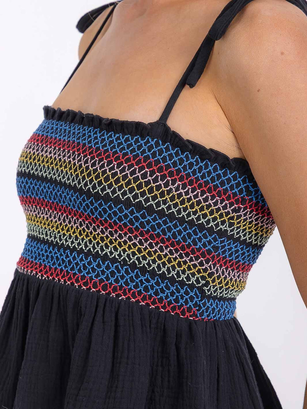 WOMEN'S SLEEVELESS MULTI SMOCK PEPLUM TANK TOP