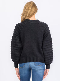 WOMEN'S LONG RIBBED SLEEVES PULLOVER SWEATER