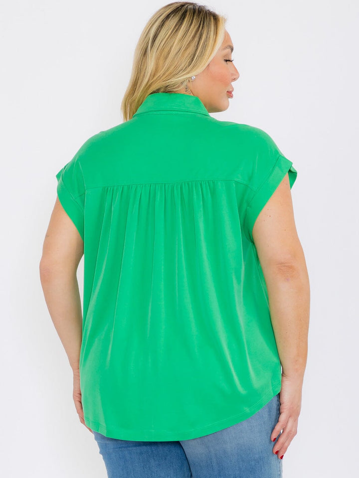 PLUS SIZE SHORT BUTTON UP BLOUSE TOP