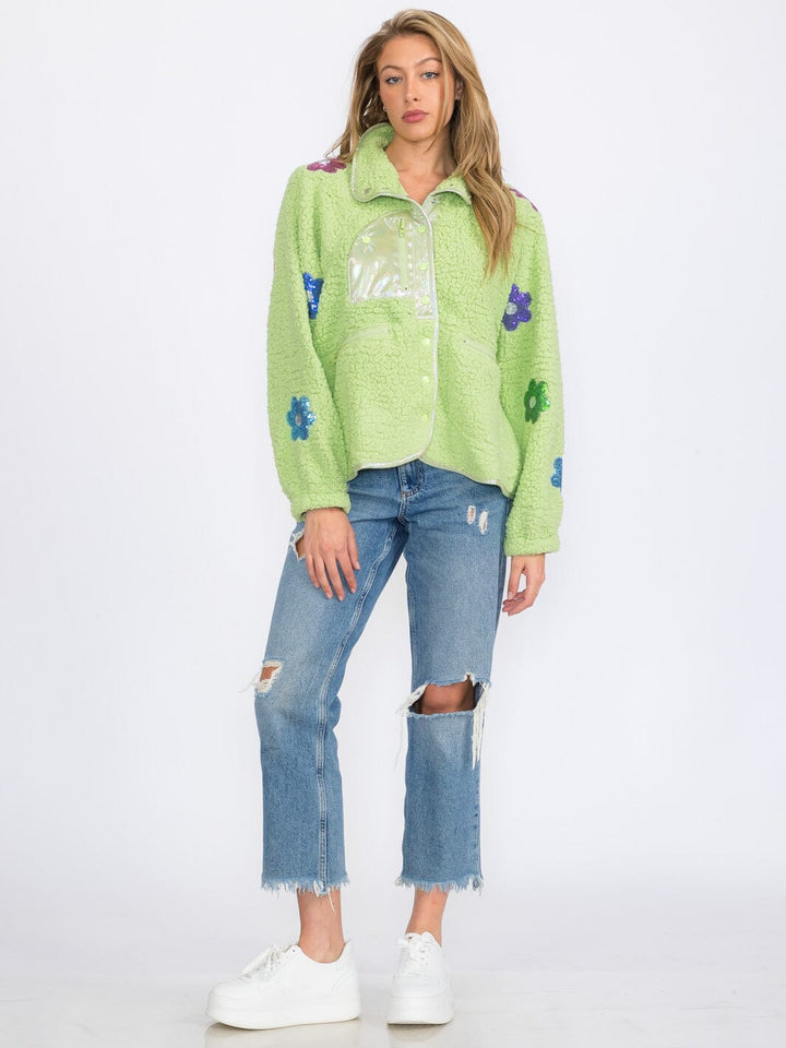 WOMEN'S LONG SLEEVES BUTTON CLOSURE FLOWERS DETAILED SHERPA SWEATER