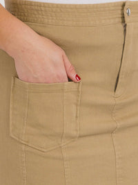 PLUS SIZE BUTTON CLOSURE FRONT POCKETS MINI DENIM SKORT
