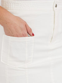 PLUS SIZE BUTTON CLOSURE FRONT POCKETS MINI DENIM SKORT