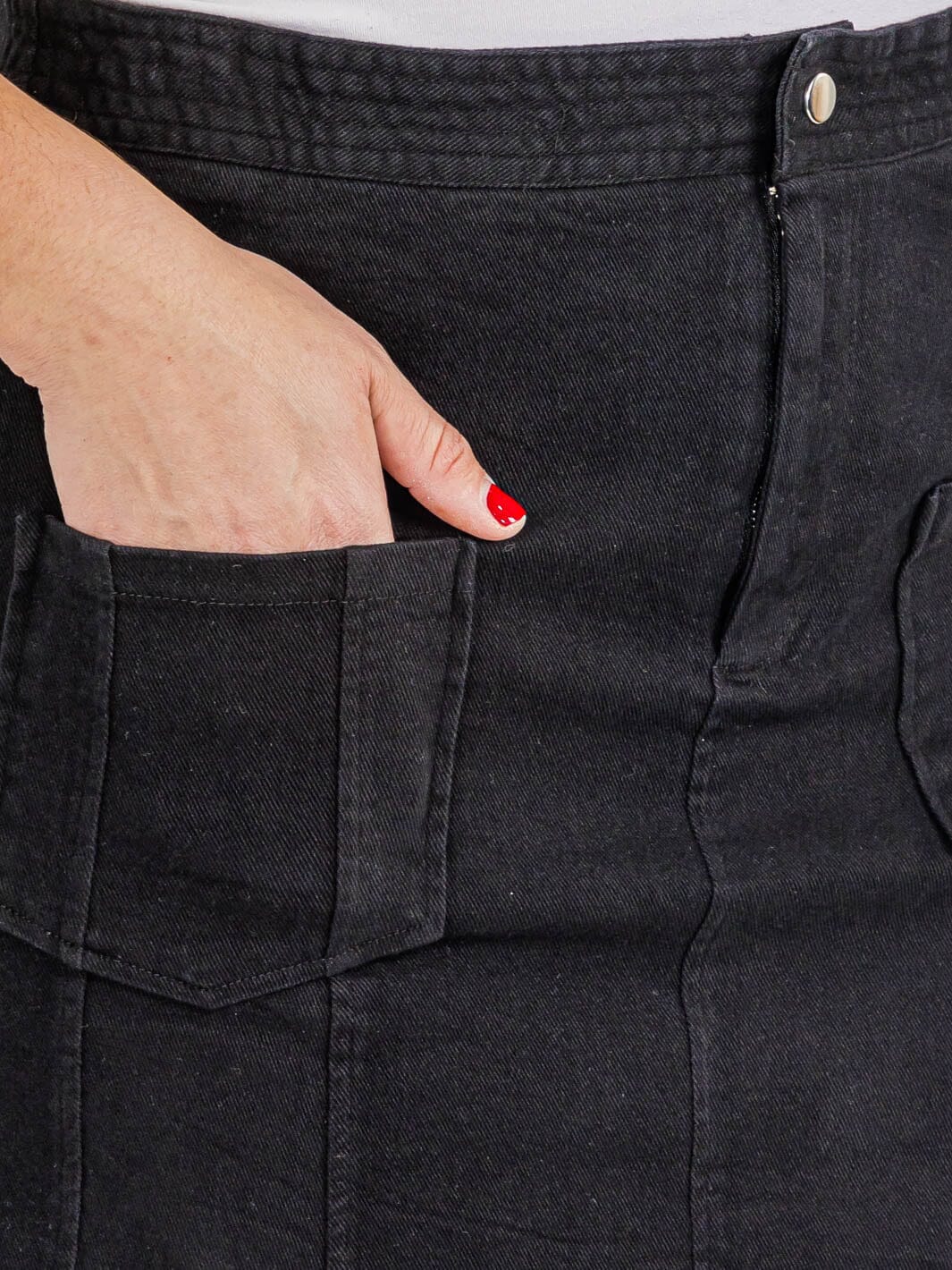 PLUS SIZE BUTTON CLOSURE FRONT POCKETS MINI DENIM SKORT