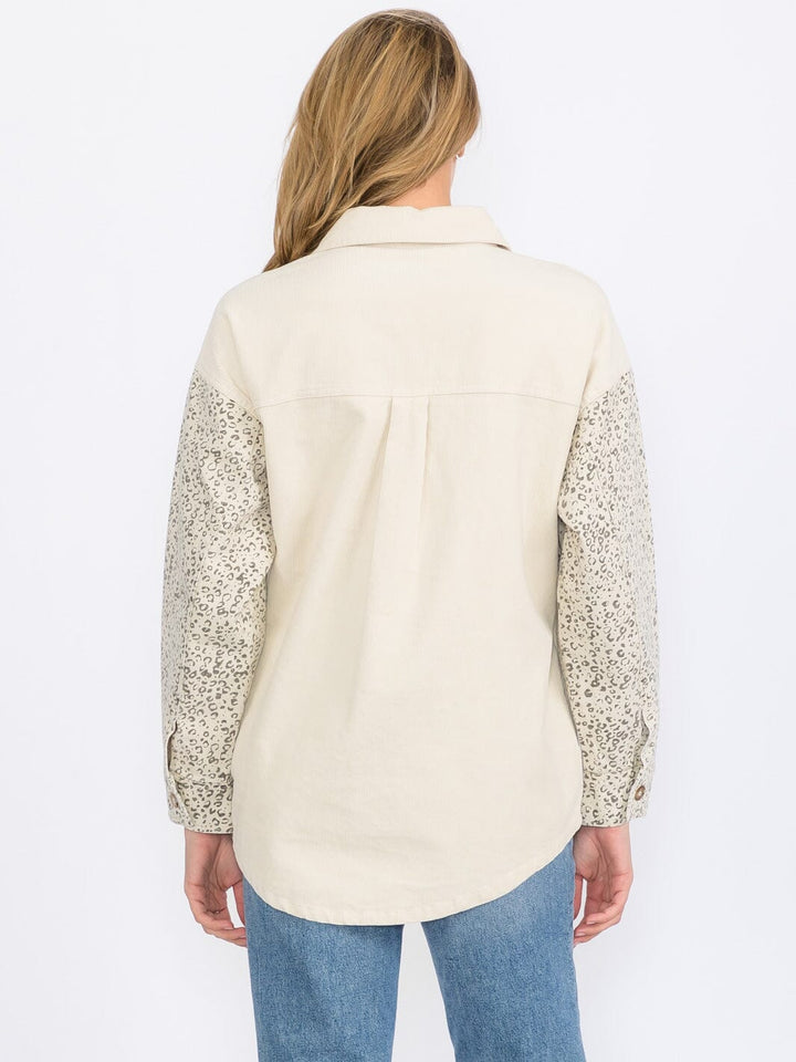 WOMEN'S LONG SLEEVE BUTTON UP FRONT POCKET ANIMAL PRINT CORDUROY SHIRT