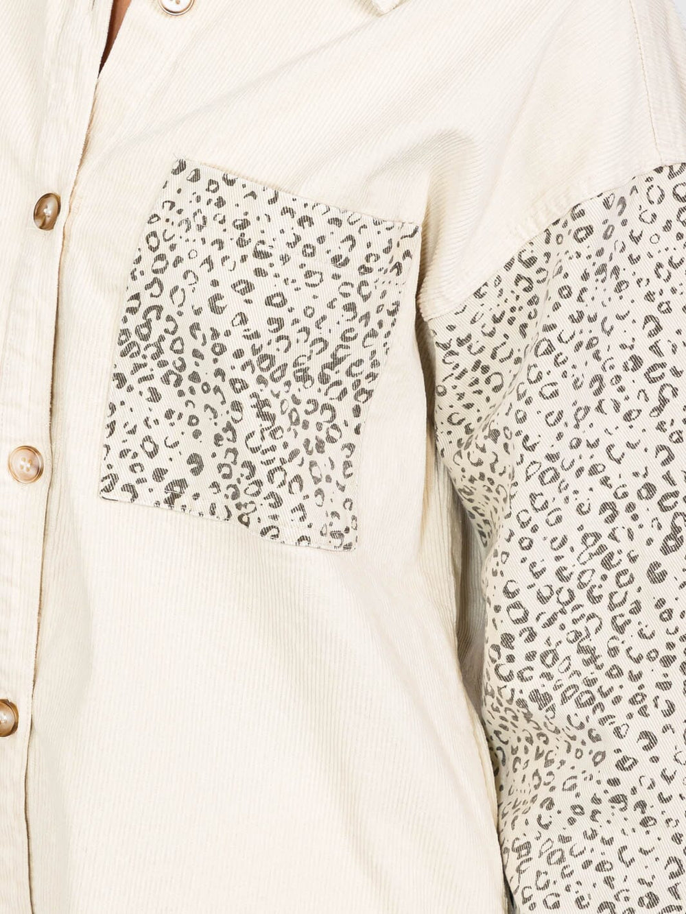 WOMEN'S LONG SLEEVE BUTTON UP FRONT POCKET ANIMAL PRINT CORDUROY SHIRT