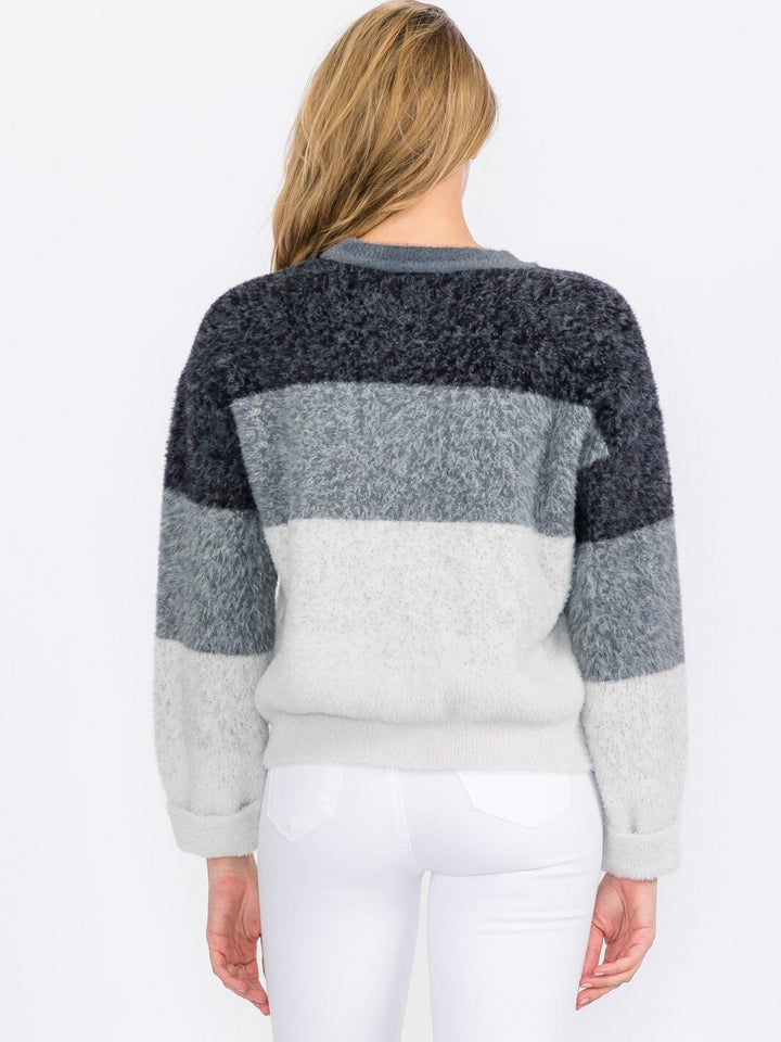 WOMEN'S LONG SLEEVE COLORBLOCK PULLOVER SWEATER