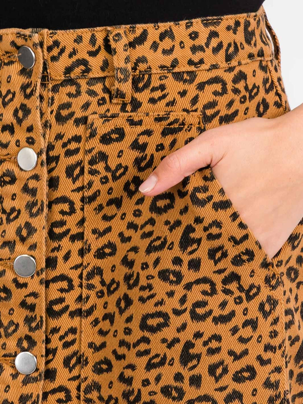 WOMEN'S BUTTON UP FRONT POCKETS ANIMAL PRINT DENIM MINI SKIRT