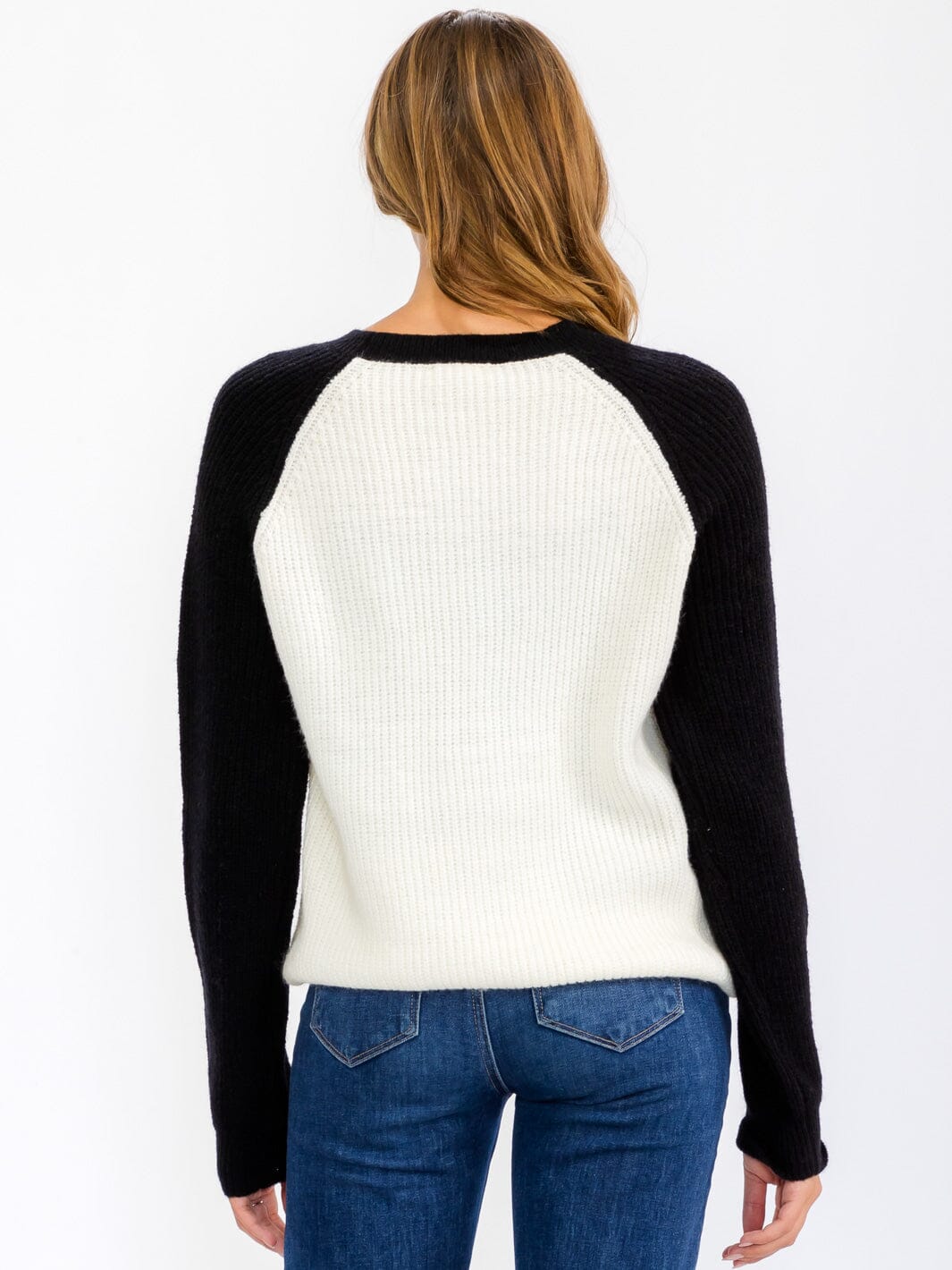 WOMEN'S LONG SLEEVE GRAPHIC COLORBLOCK PULLOVER SWEATER