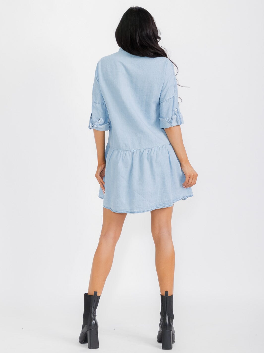 WOMEN'S 3/4 SLEEVE TIERED FRONT POCKETS CHAMBRAY MINI DRESS