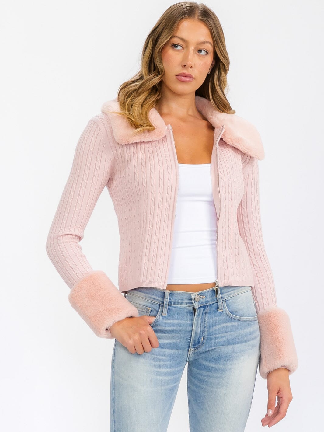 WOMEN'S LONG SLEEVE ZIP UP CANLE KNIT SHERPA DETAILED SWEATER
