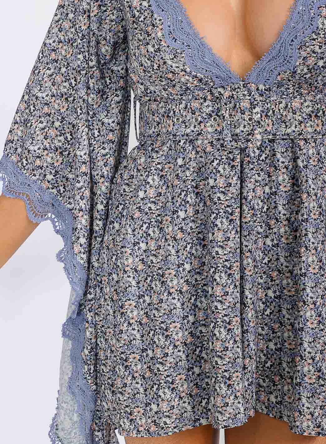 WOMEN'S SHORT BELL SLEEVES V-NECK BELTED FLORAL ROMPER