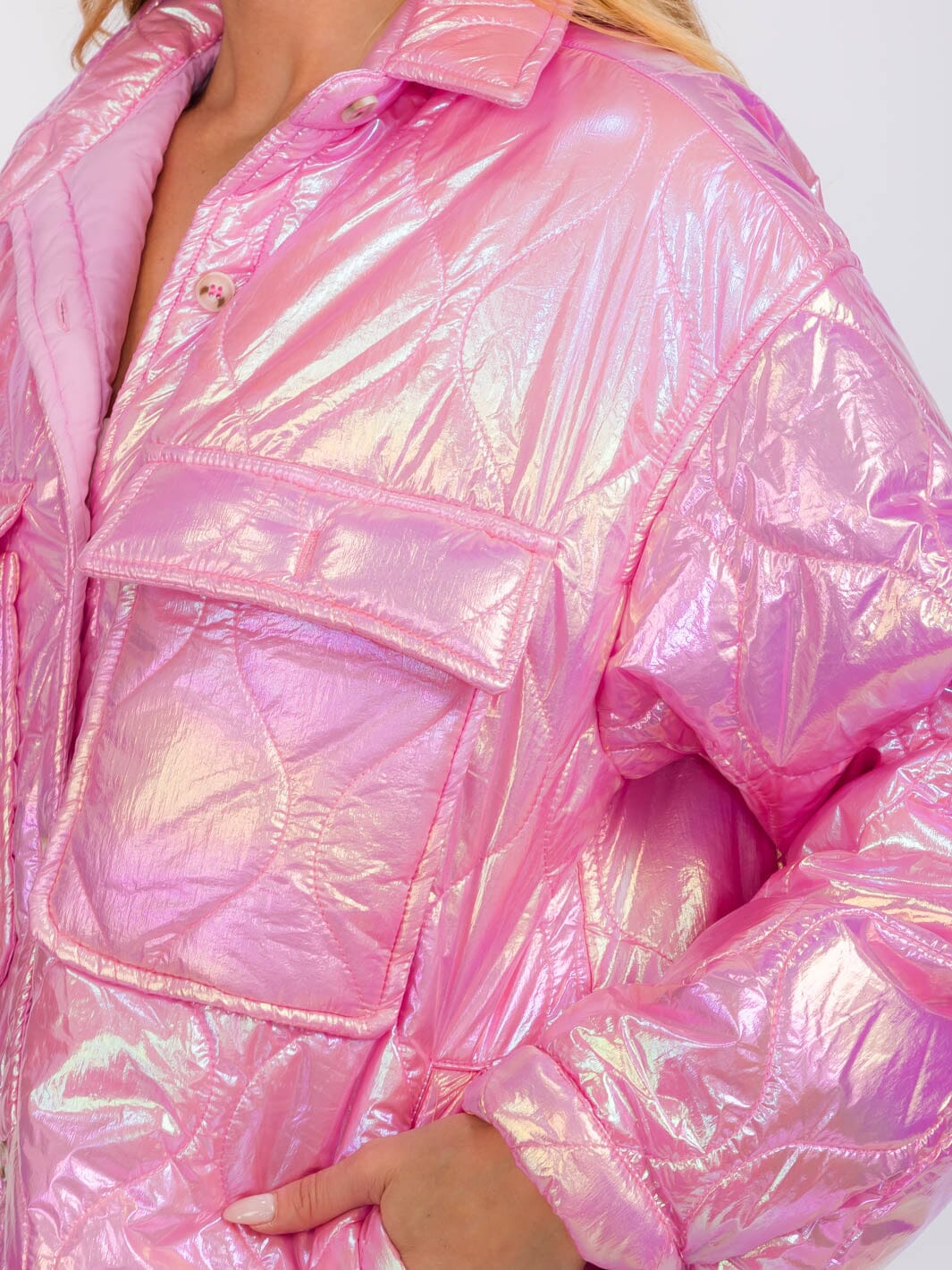 WOMEN'S LONG SLEEVES BUTTON UP FRONT POCKETS HIGH-LOW SHIMMER PUFFER JACKET