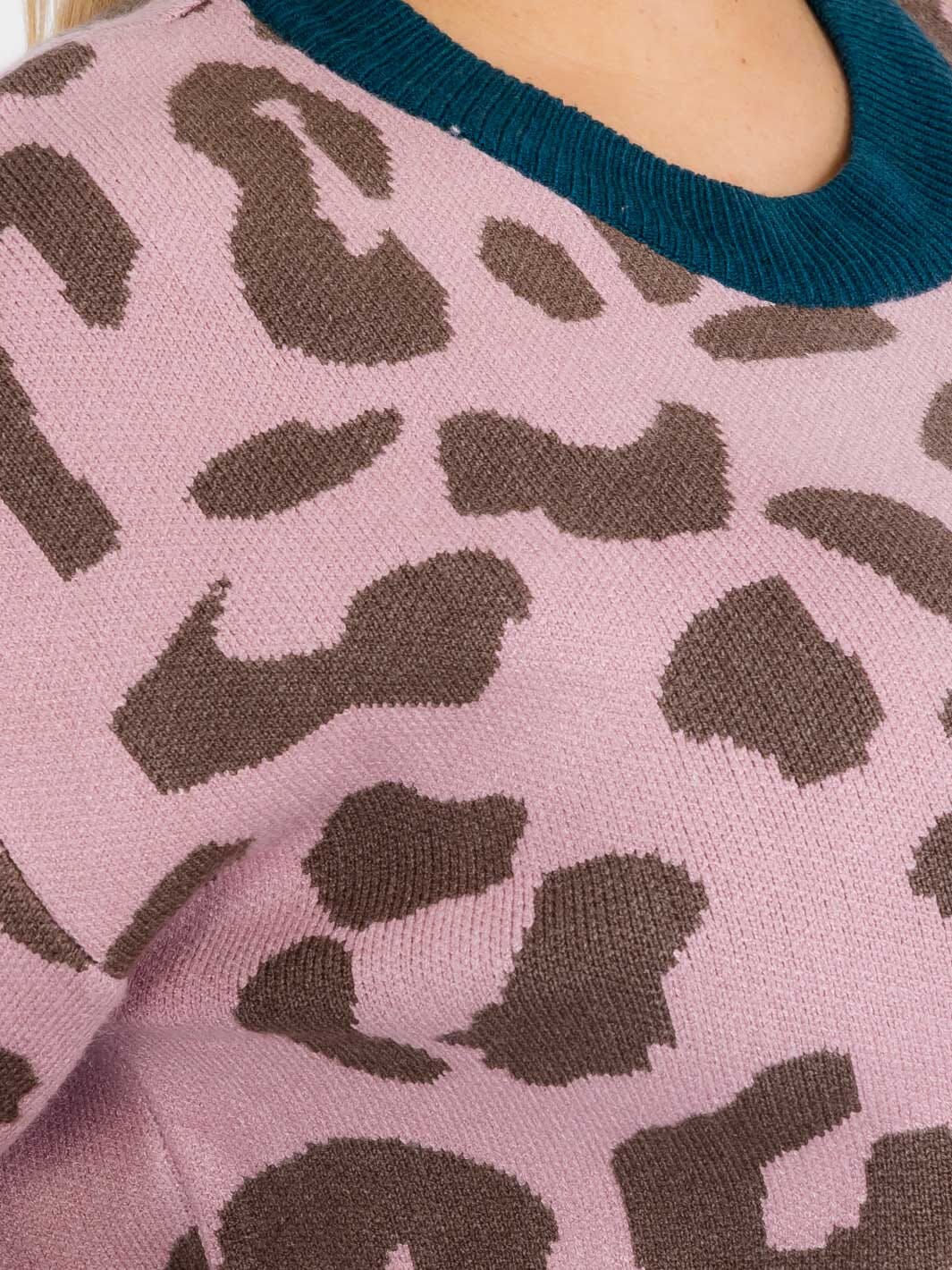 PLUS SIZE LONG SLEEVE ANIMAL PRINT PULLOVER COLORBLOCK SWEATER