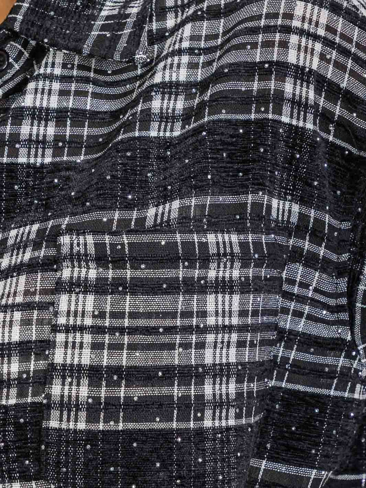 WOMEN'S LONG SLEEVES BUTTON UP HIGH-LOW PLAID STUDS SHIRT