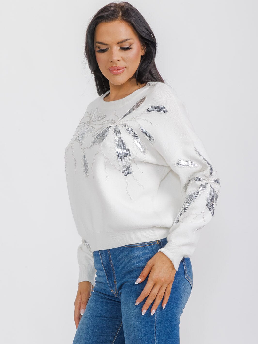WOMEN'S LONG SLEEVE SEQUINS DETAILED PULLOVER SWEATER