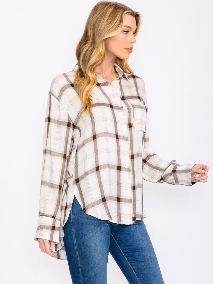 WOMEN'S LONG SLEEVE BUTTON CLOSURE FRONT POCKET HIGH-LOW PLAID TOP