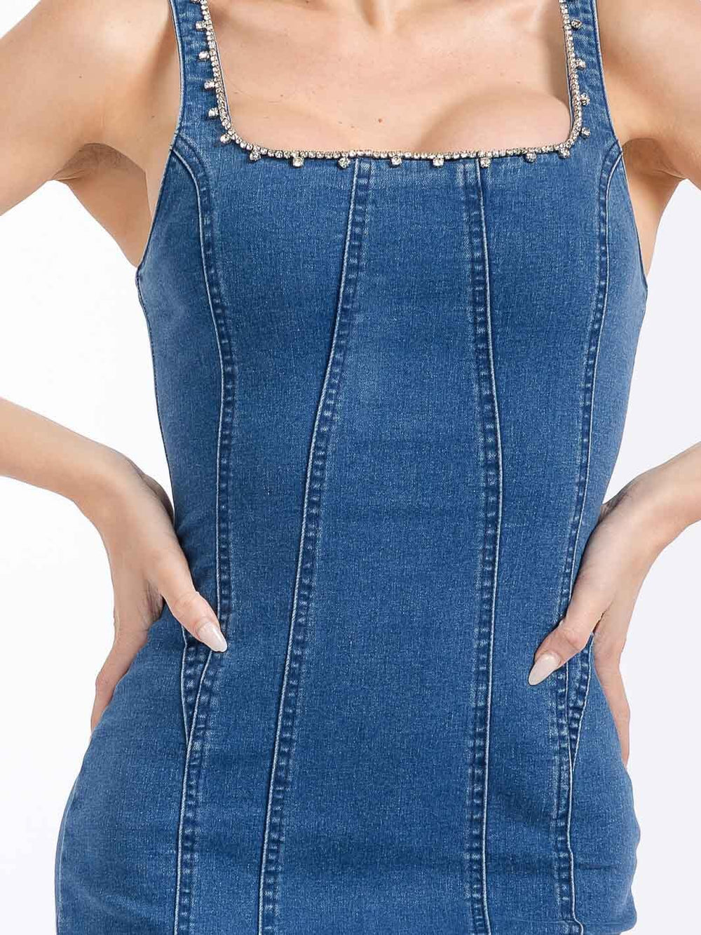 WOMEN'S SLEEVELESS SQUARE NECK STUDS TRIM BODYCON DENIM MINI DRESS