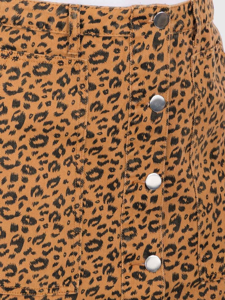 PLUS SIZE BUTTON UP FRONT POCKETS ANIMAL PRINT DENIM MINI SKIRT