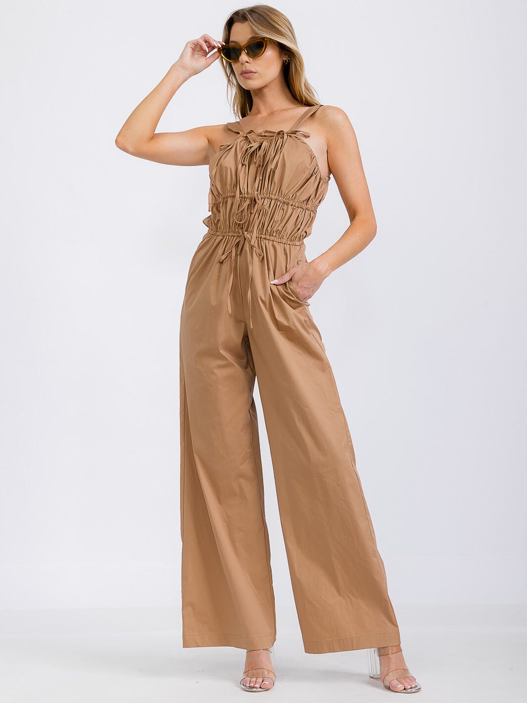 WOMEN'S SLEEVELESS RUCHED FRONT POCKETS WIDE LEG JUMPSUIT