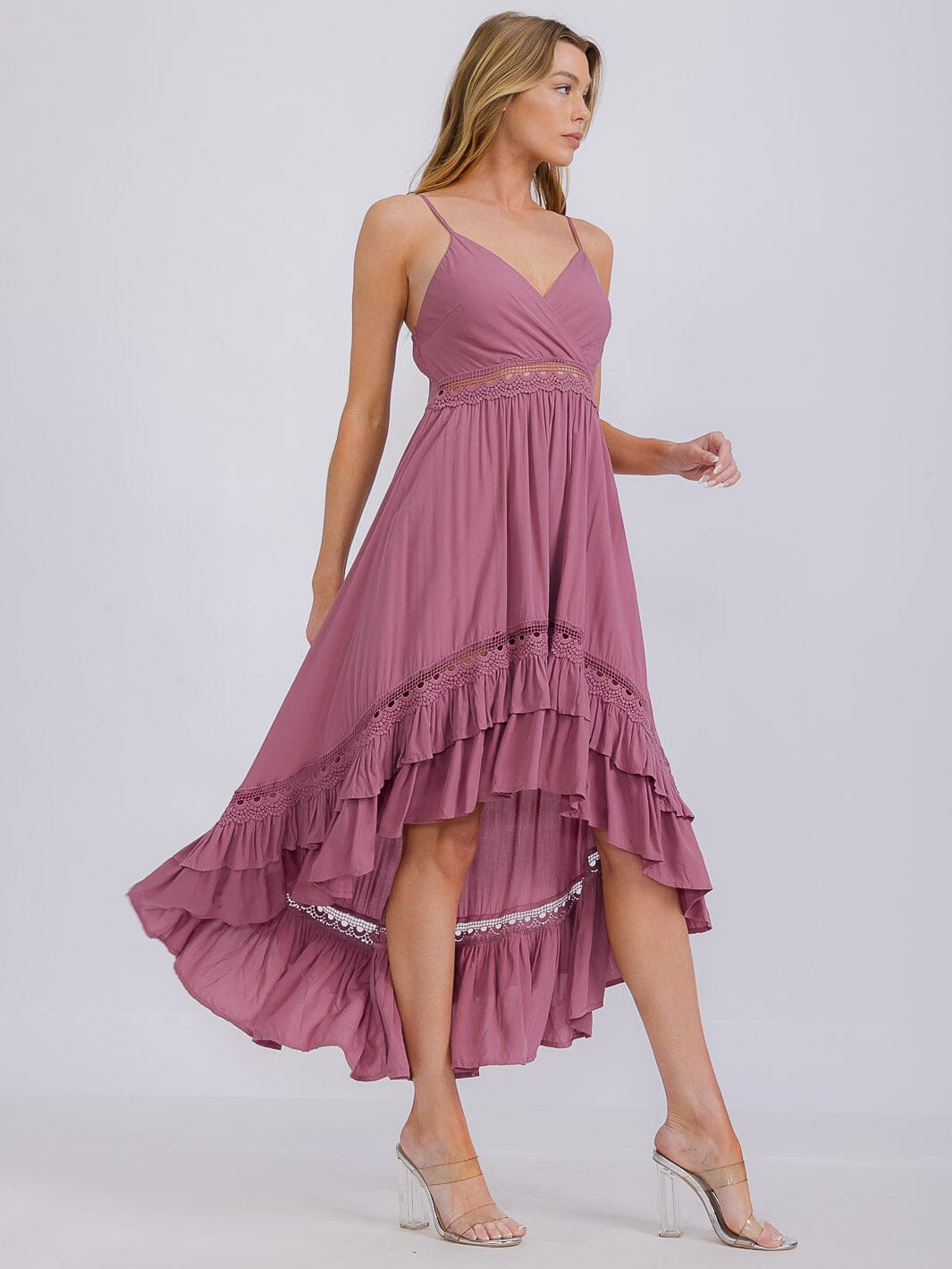 WOMEN'S SLEEVELESS V-NECK HIGH-LOW RUFFLE TRIM MAXI DRESS