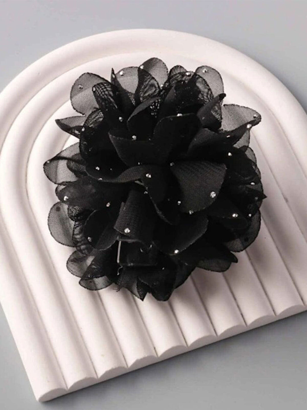 FASHION BLACK & IVORY CLAW HAIR CLIPS