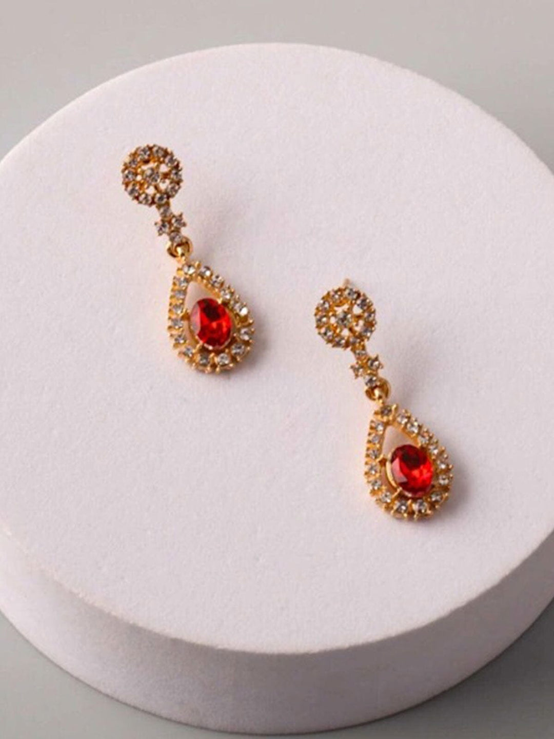 FASHION ASSORTED COLORS STUDS EARRINGS