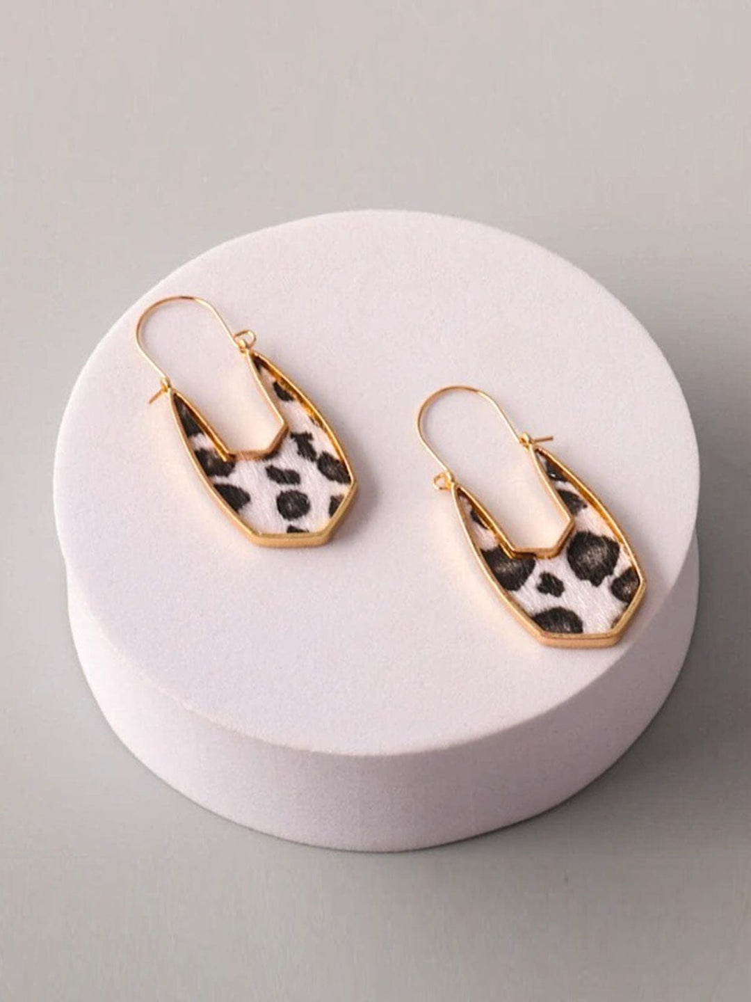 FASHION ANIMAL PRINT EARRINGS
