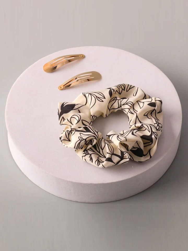 FASHION ASSORTED LEAF PRINT SCRUNCHIES & HAIR CLIPS SET