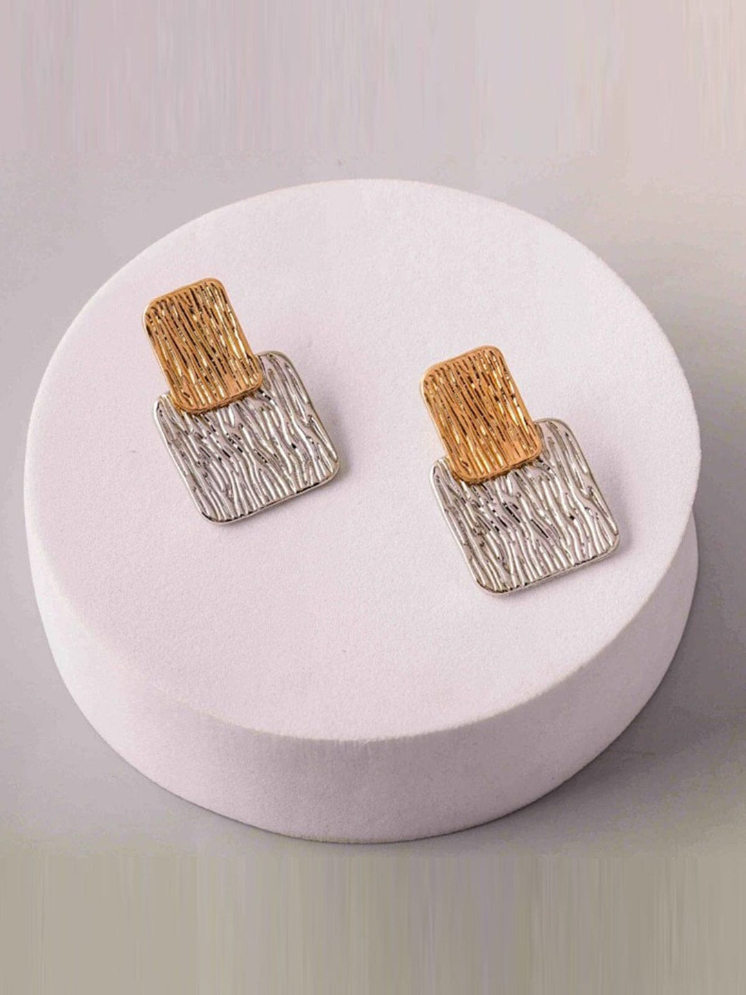 FASHION SILVER & GOLD HANGING EARRINGS