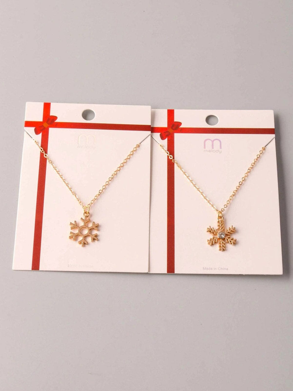 FASHION ASSORTED SNOW FLAKE PENDANT NECKLACE